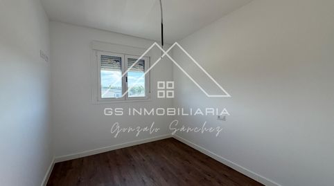 Foto 4 de Piso en venta en Poleares, Lucena