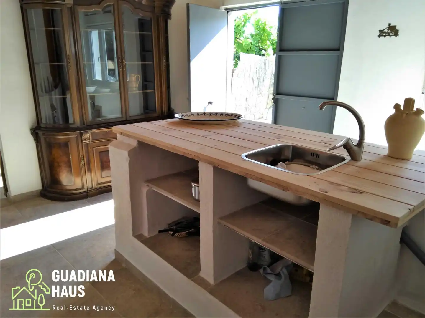 Kitchen of Country homes for sale in Sanlúcar de Guadiana  with Private garden, Terrace and Swimming Pool