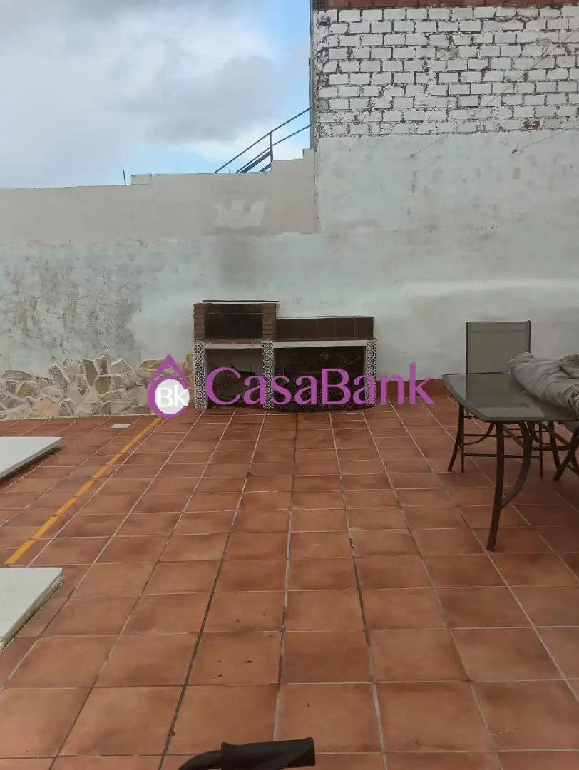 Casa amb piscina en venda a La Carlota, imagen 5