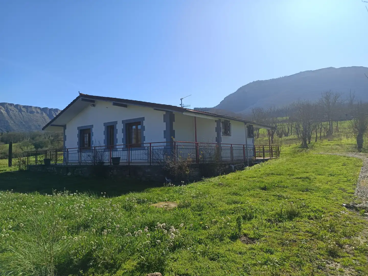 Vista exterior de Casa o xalet en venda en Amurrio