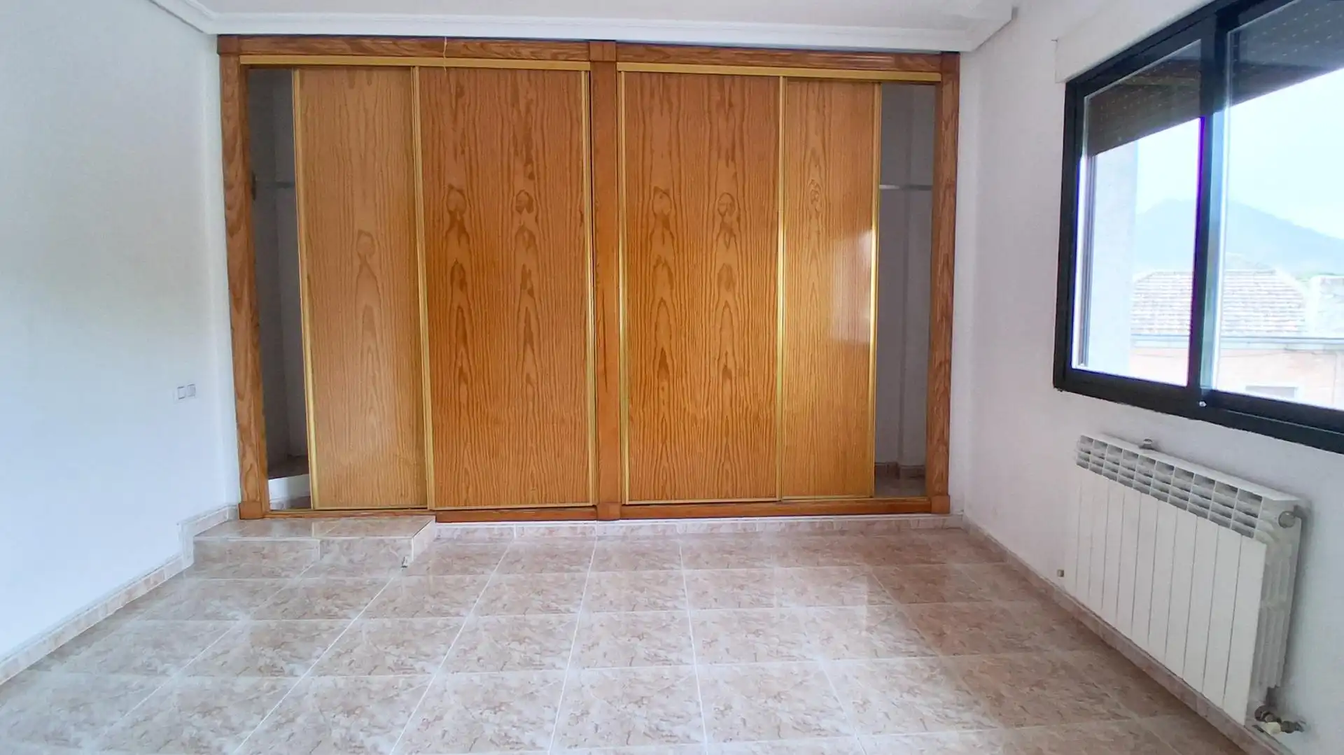 Habitación de Casa adosada en venta en Sorihuela con Balcón