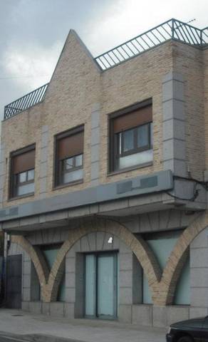 Local comercial en Venta en Cuerva