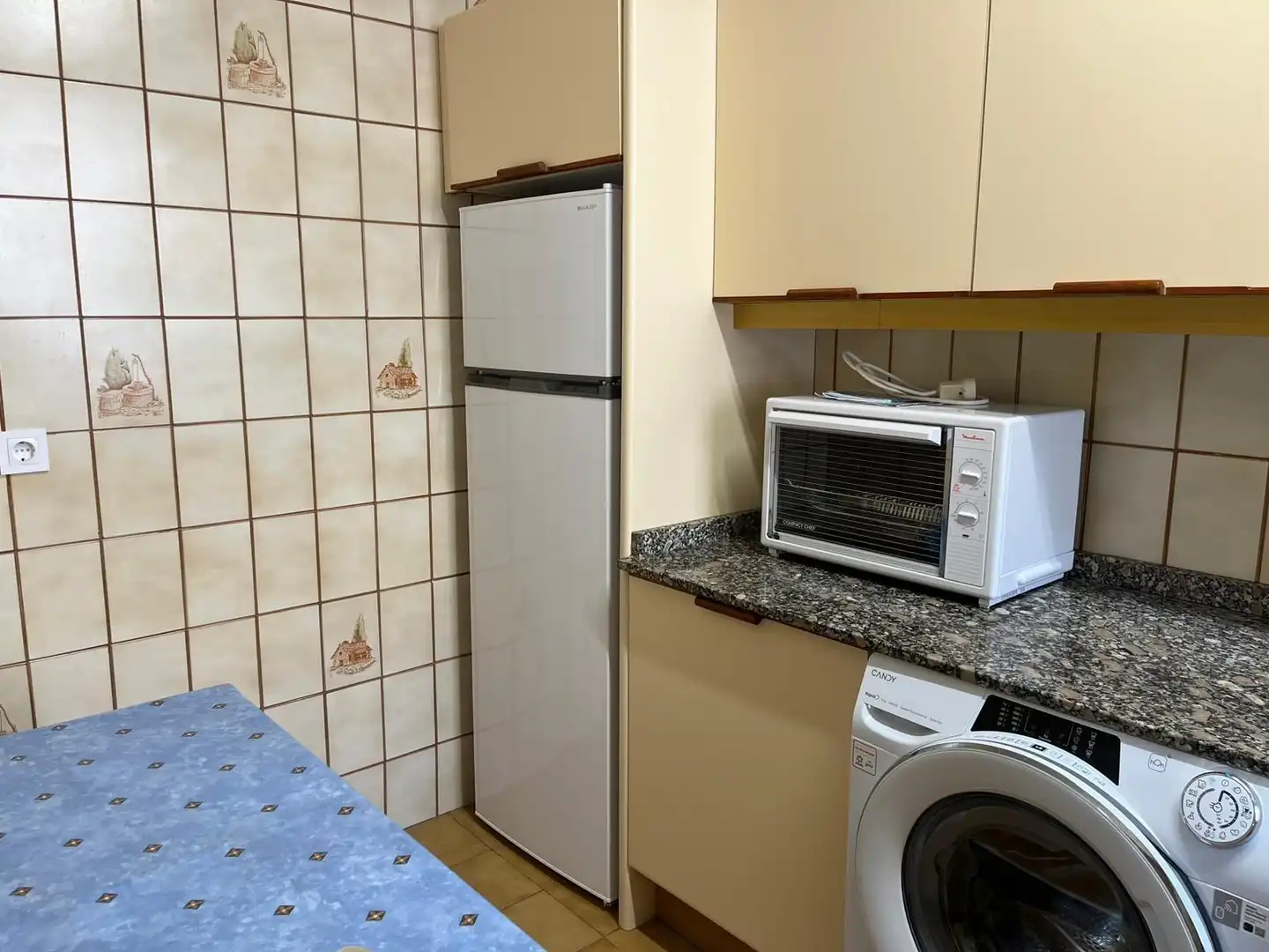 Cuina de Pis de lloguer en Valencia amb Aire condicionat, Moblat i Balcó