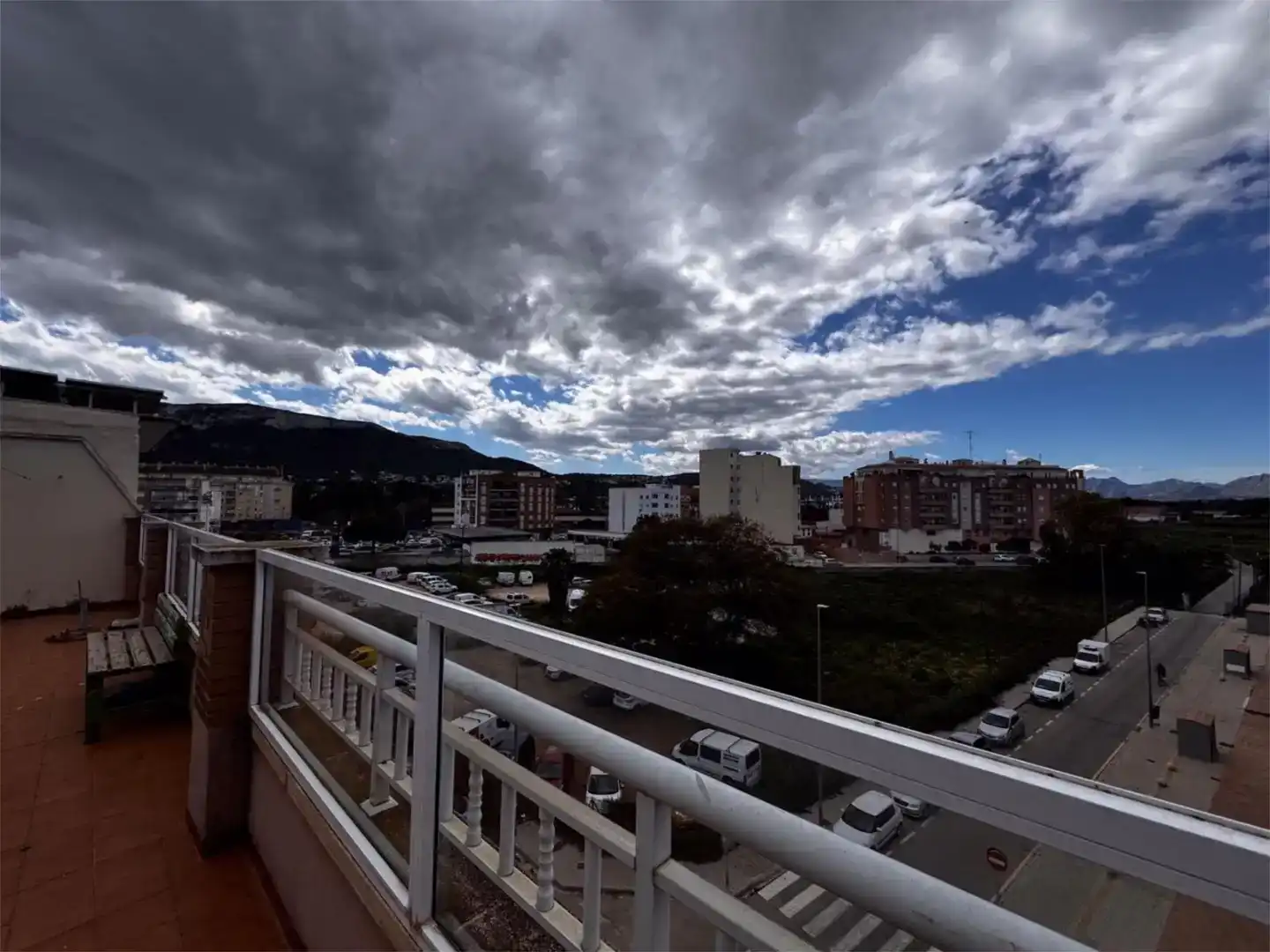 Vista exterior de Àtic de lloguer en Dénia amb Aire condicionat, Traster i Moblat
