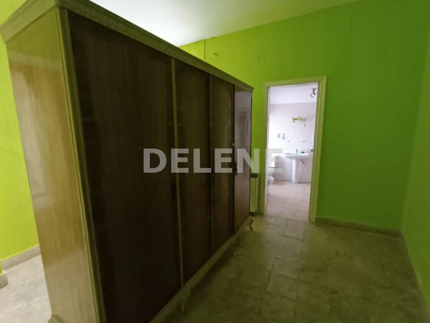 Wohnung zum Verkauf in Hellín mit Möbliert und Balkon