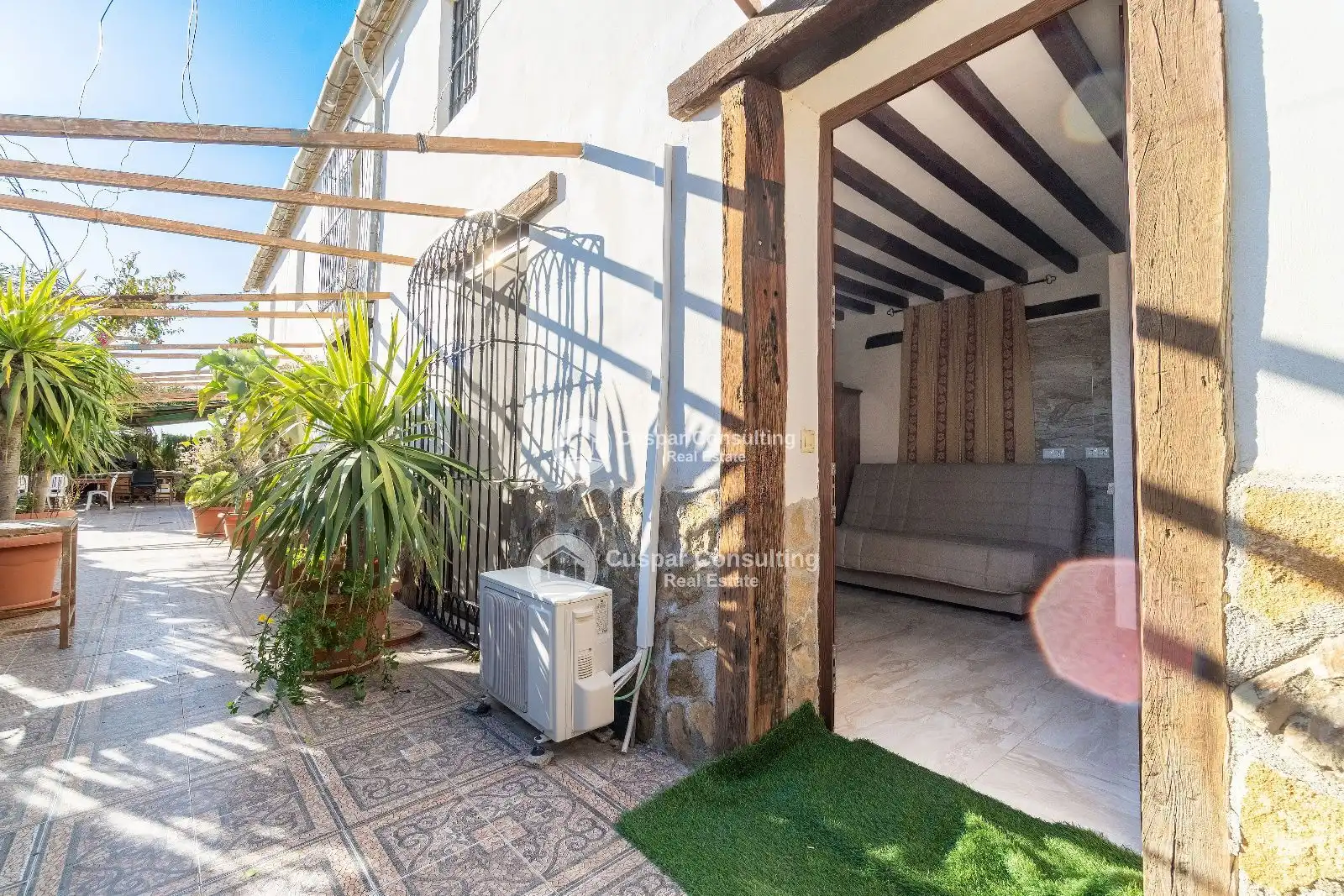 Jardí de Casa o xalet en venda en Orihuela amb Aire condicionat, Calefacció i Terrassa