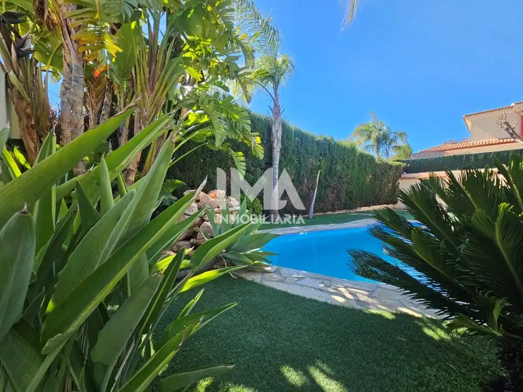 Jardí de Casa o xalet en venda en Bétera amb Aire condicionat, Calefacció i Jardí privat
