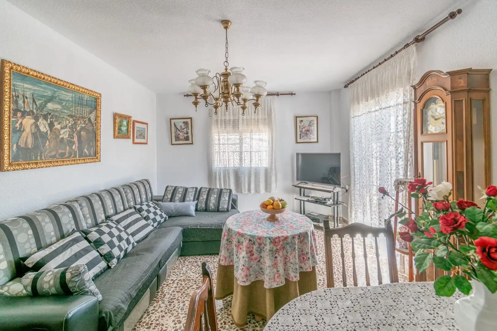 Sala d'estar de Casa o xalet en venda en Atarfe amb Aire condicionat, Terrassa i Traster