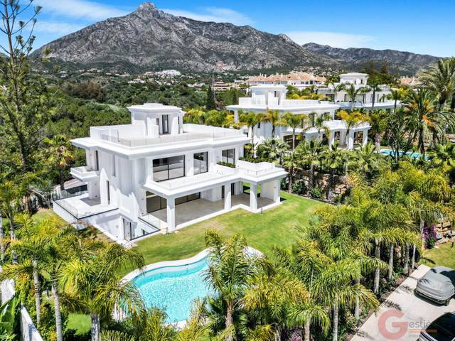 Casa-chalet en Venta en Lomas de Marbella Club
