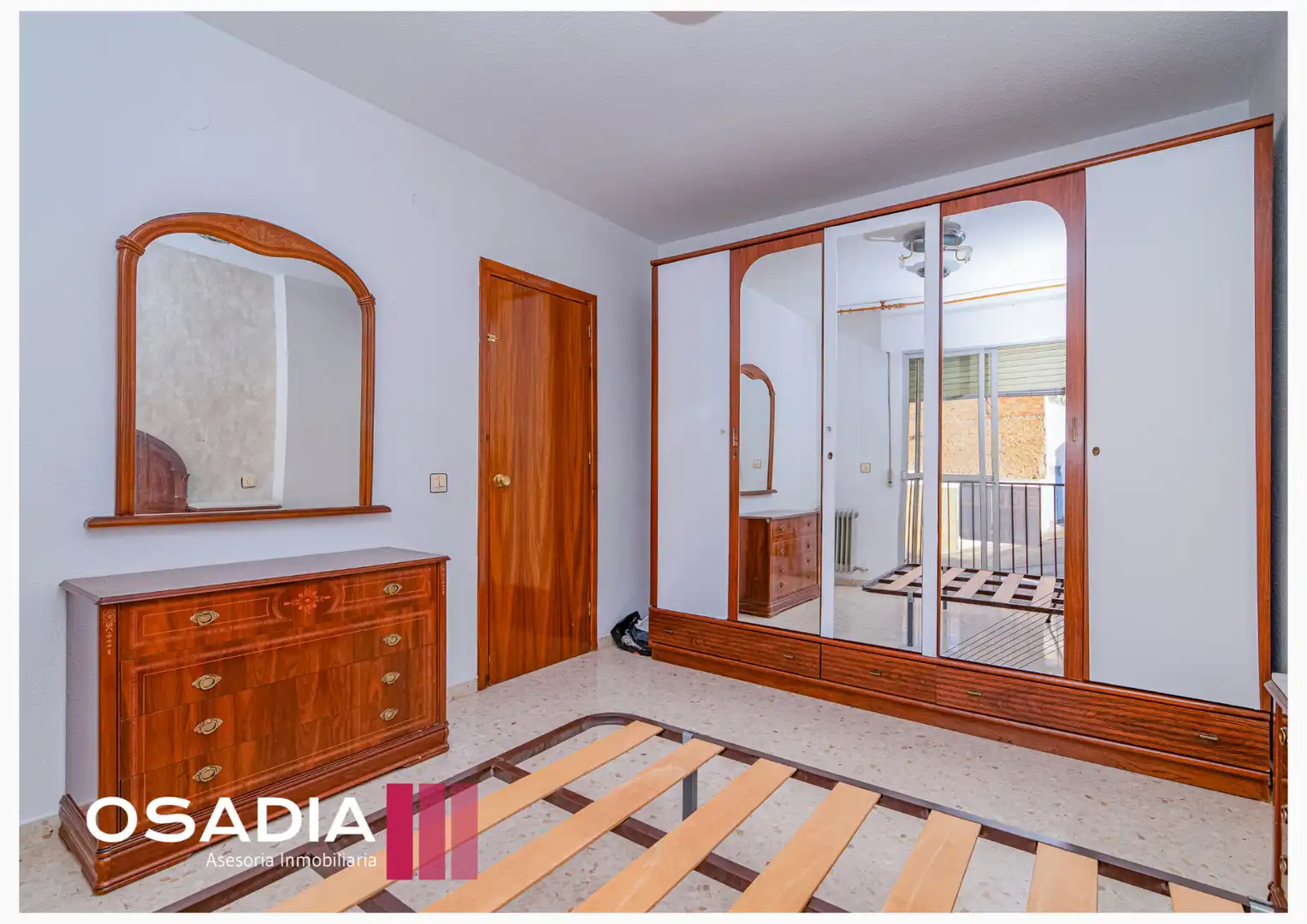 Habitación de Casa adosada en venta en La Zubia