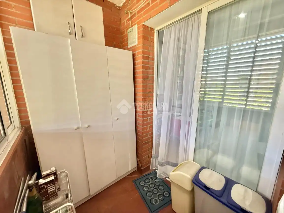 Bedroom of Flat for sale in Madrid  with Air Conditioner, Heating and Terrace
