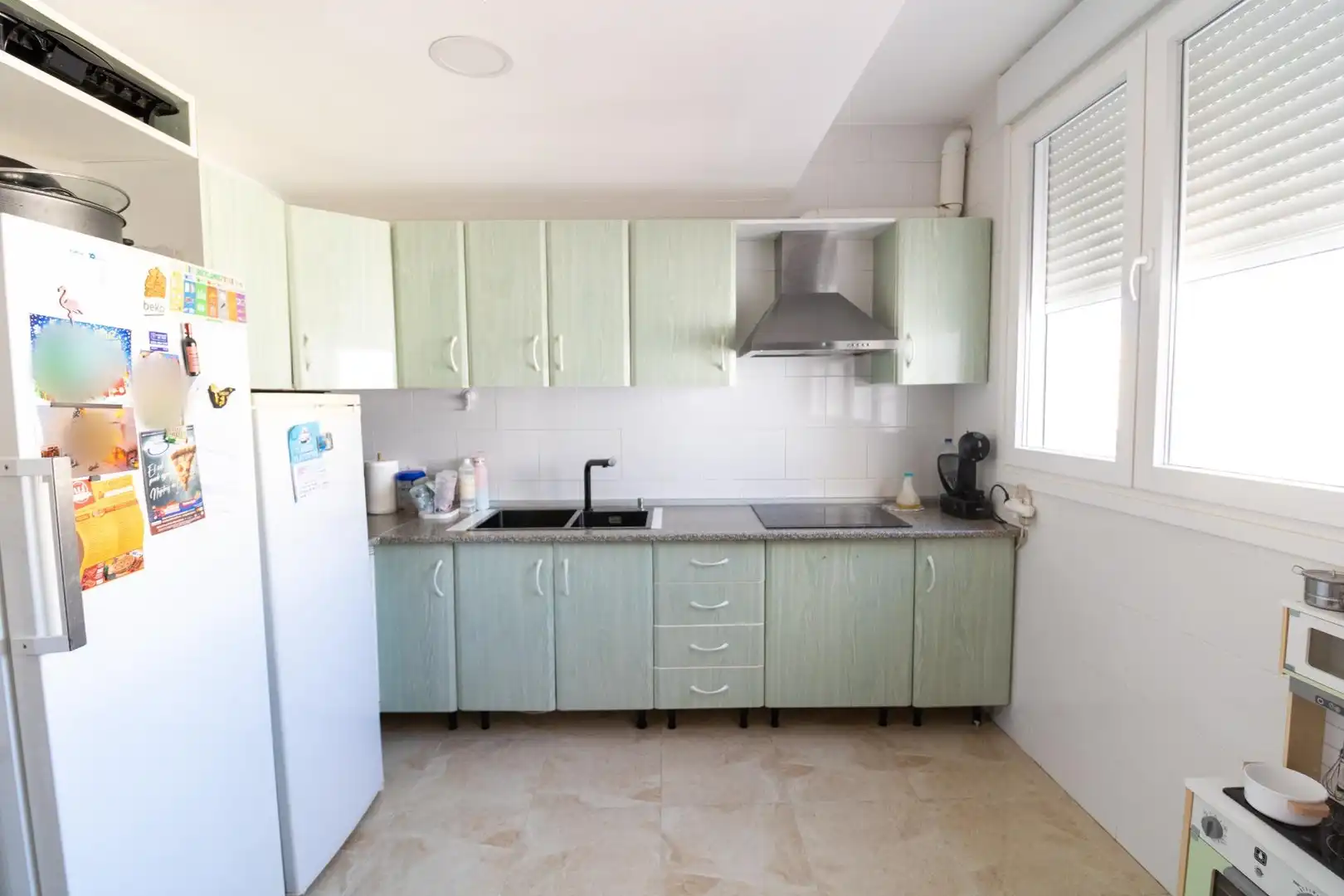 Cuina de Pis en venda en Almería amb Aire condicionat i Moblat