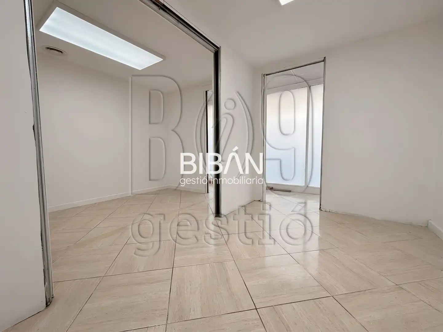 Local en venta en Tarragona con Aire acondicionado
