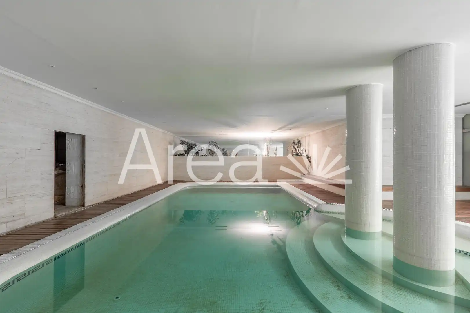 Swimming pool of Houses for sale in Rocaferrera