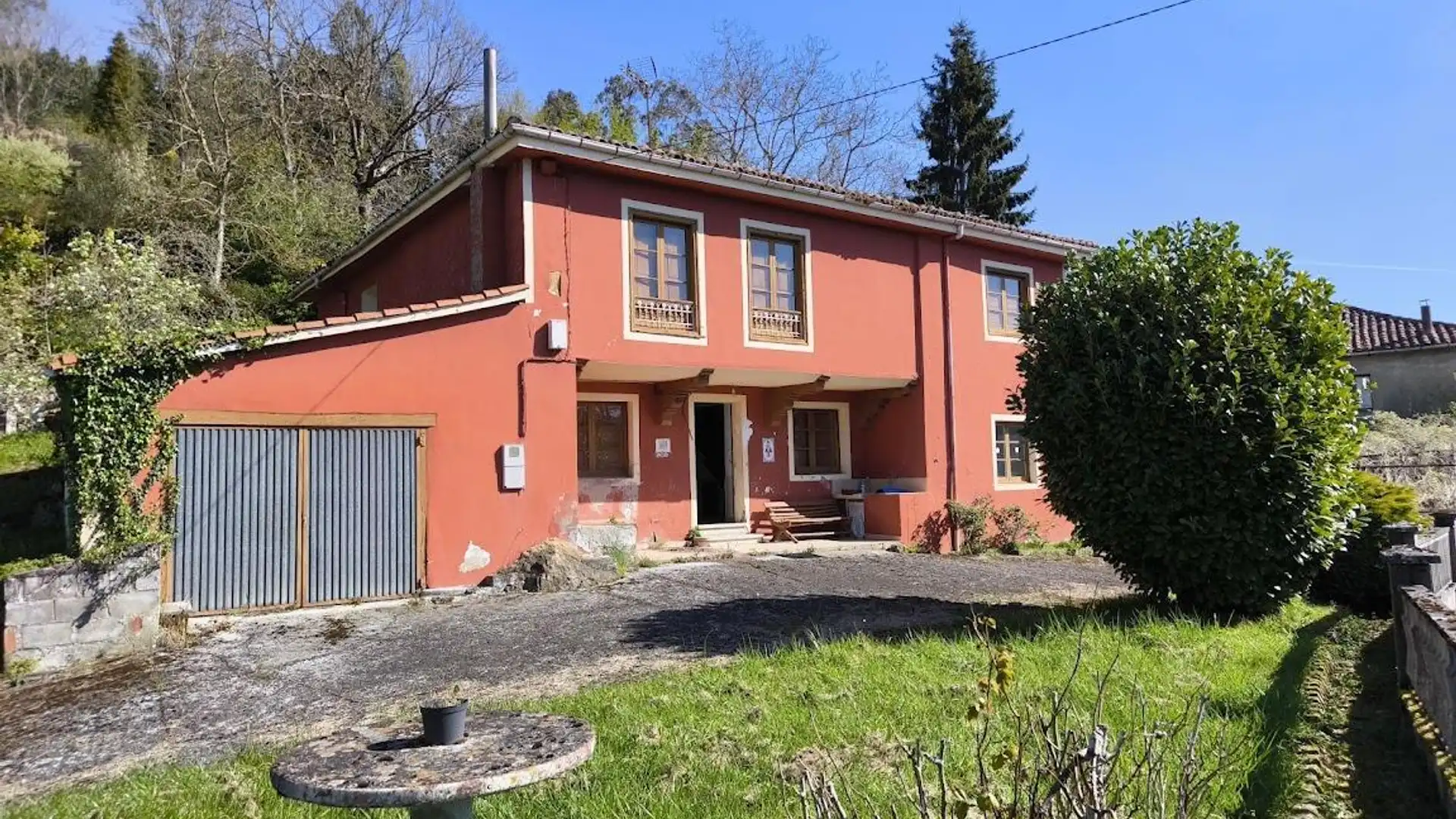 Vista exterior de Casa o xalet en venda en Cabranes amb Calefacció