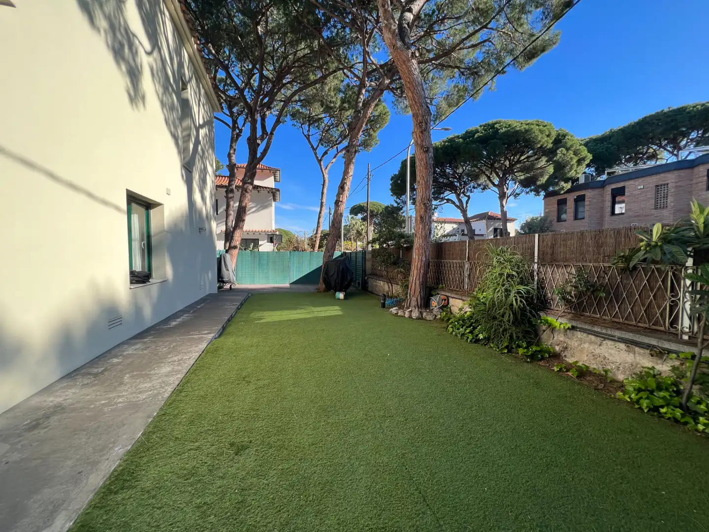 Garden of Houses for rent in Castelldefels  with Air Conditioner, Heating and Private garden