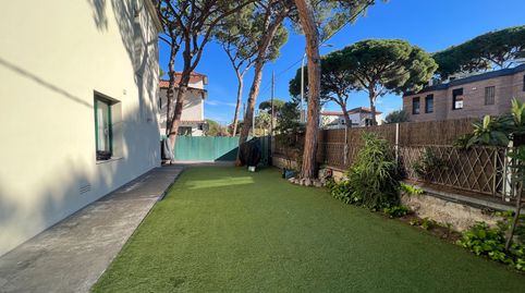 Foto 3 de Casa o chalet de alquiler en Passeig de la Marina, 130, Lluminetes, Castelldefels