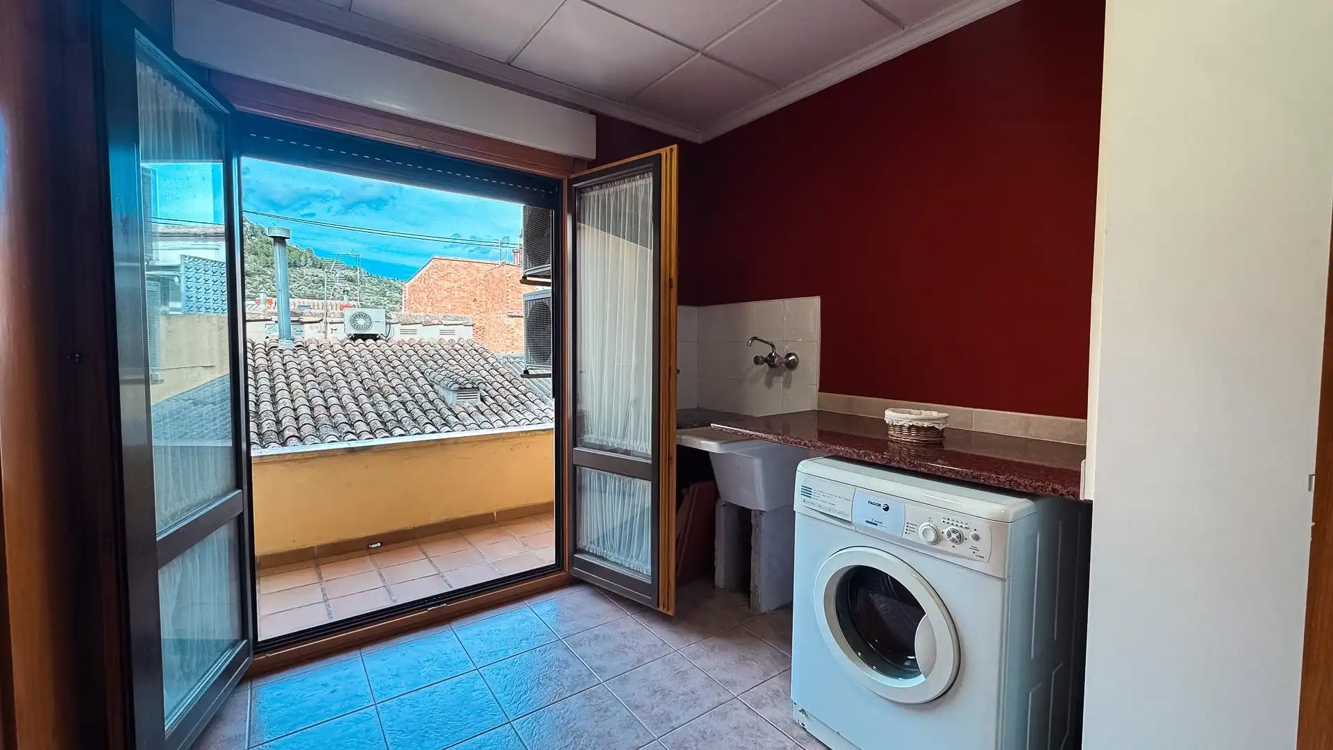 Bedroom of Flat for sale in Planes  with Air Conditioner, Furnished and Balcony