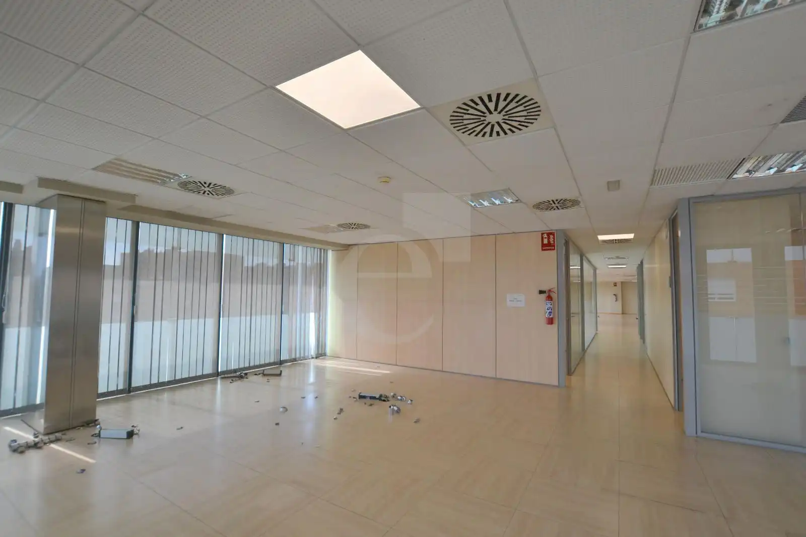 Büro zur Miete in Valencia mit Klimaanlage und Heizung