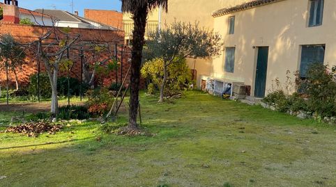 Solar con casa diáfana en el casco urbano de Sotillo de la Adrada