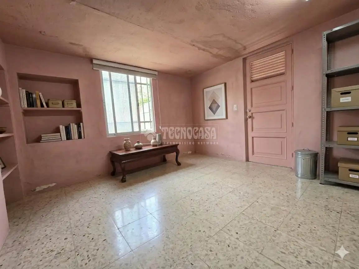 Bedroom of Detached homes for sale in Velilla de San Antonio  with Heating, Private garden and Terrace