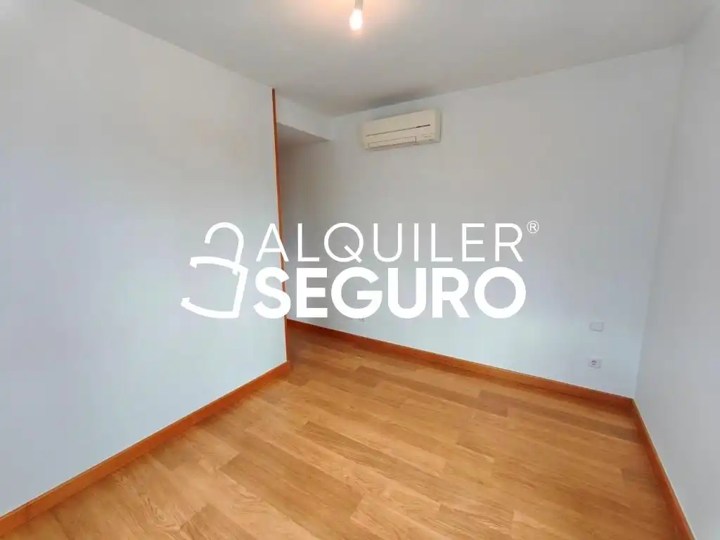 Bedroom of Flat for rent in Arroyomolinos (Madrid)  with Air Conditioner, Heating and Terrace
