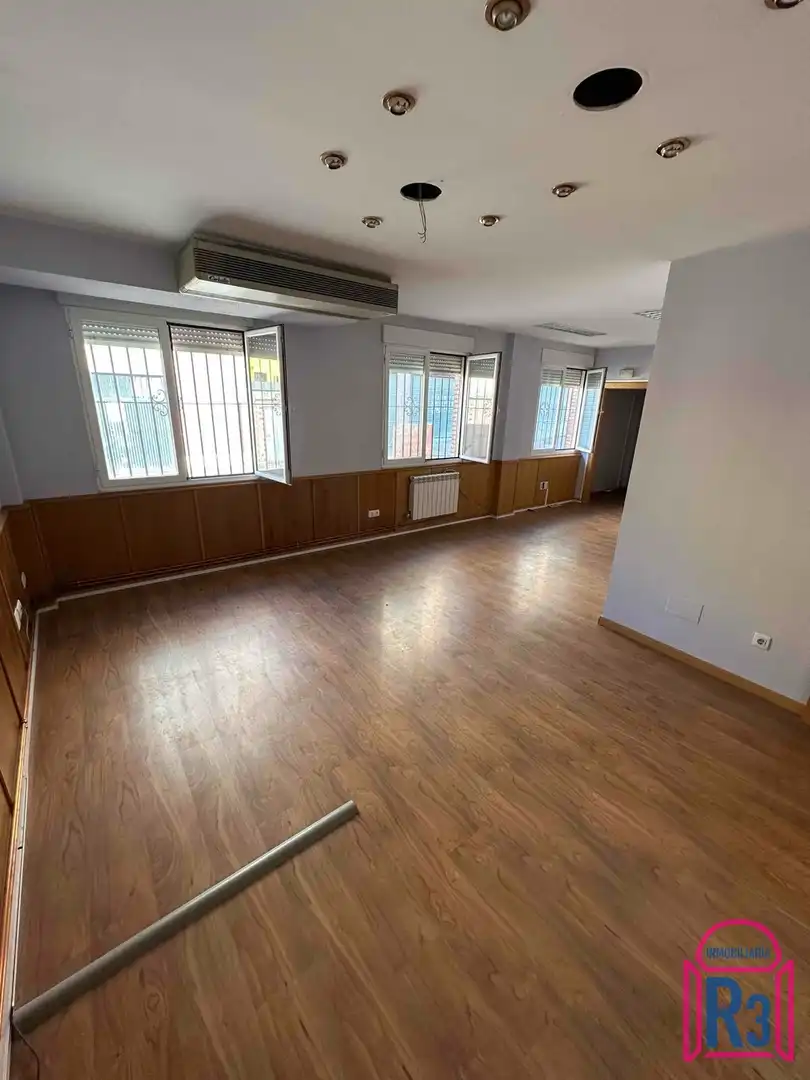 Commercial properties for sale in Libertad, Villaquilambre
