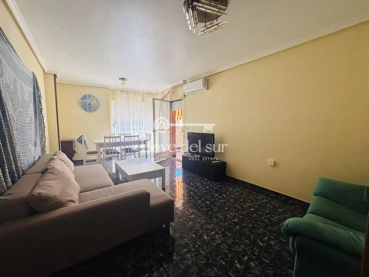 Flat with terrace for sale in Calle Lotería, imagen 3