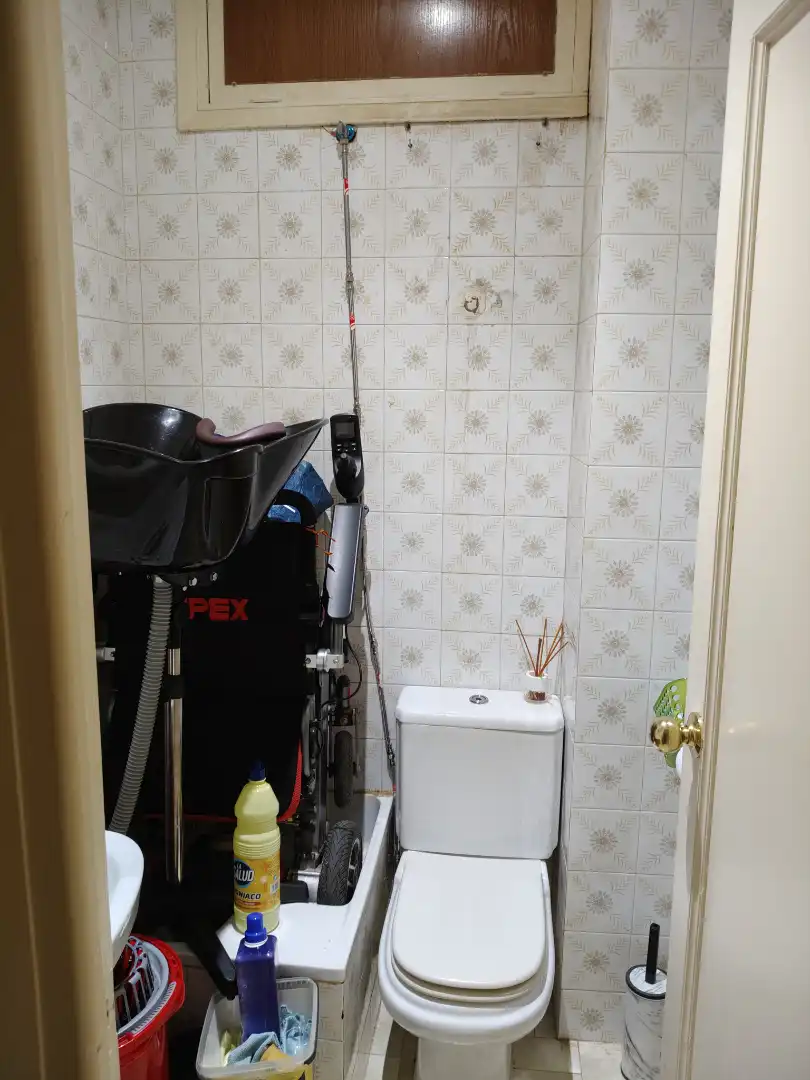 Bathroom of Flat for sale in Baza  with Heating and Furnished
