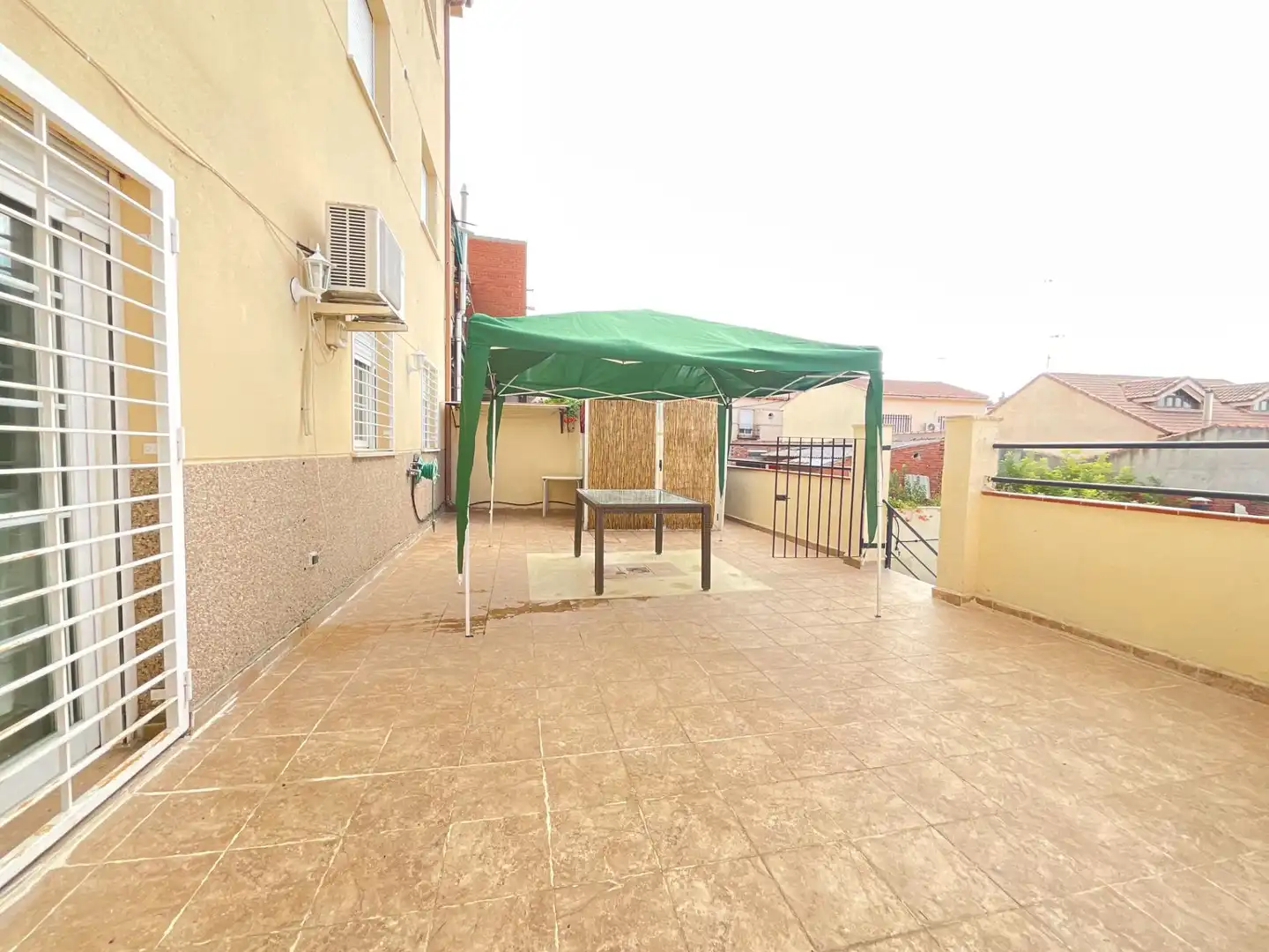 Terrace of Flat for sale in Pantoja  with Air Conditioner, Heating and Storage room