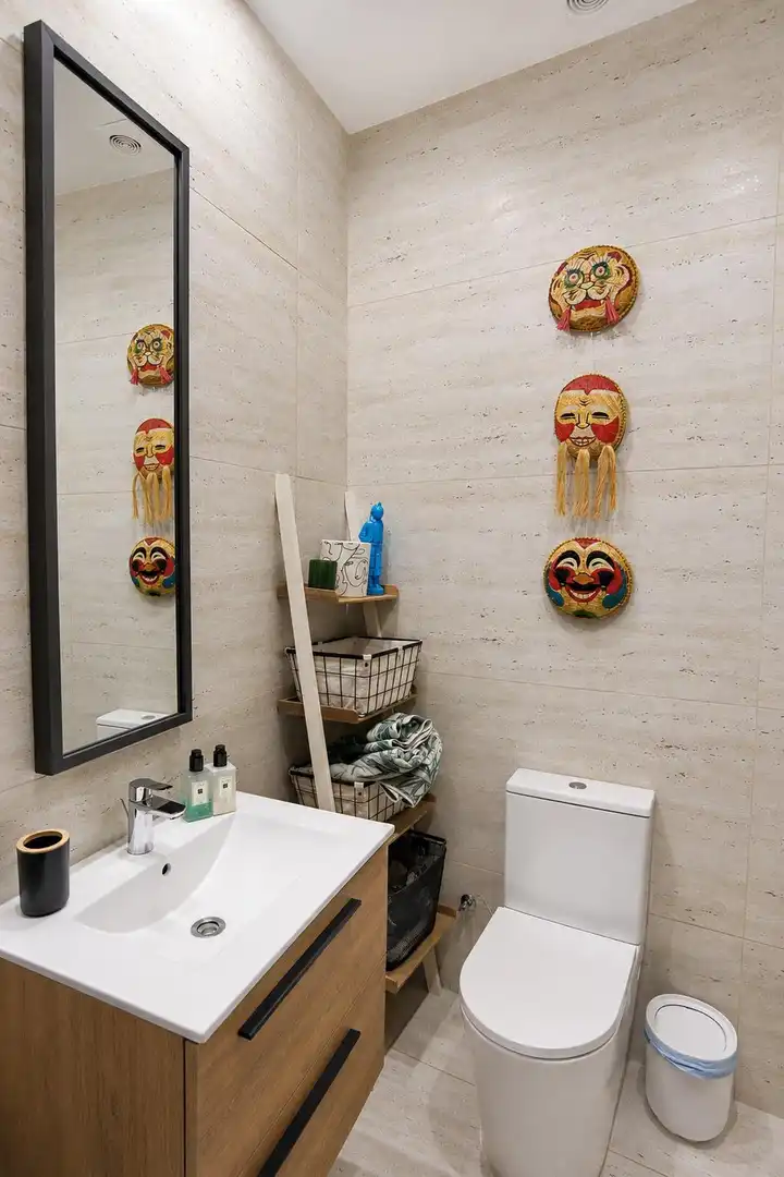 Baño de Apartamento en venta en Las Palmas de Gran Canaria con Aire acondicionado, Parquet y Trastero