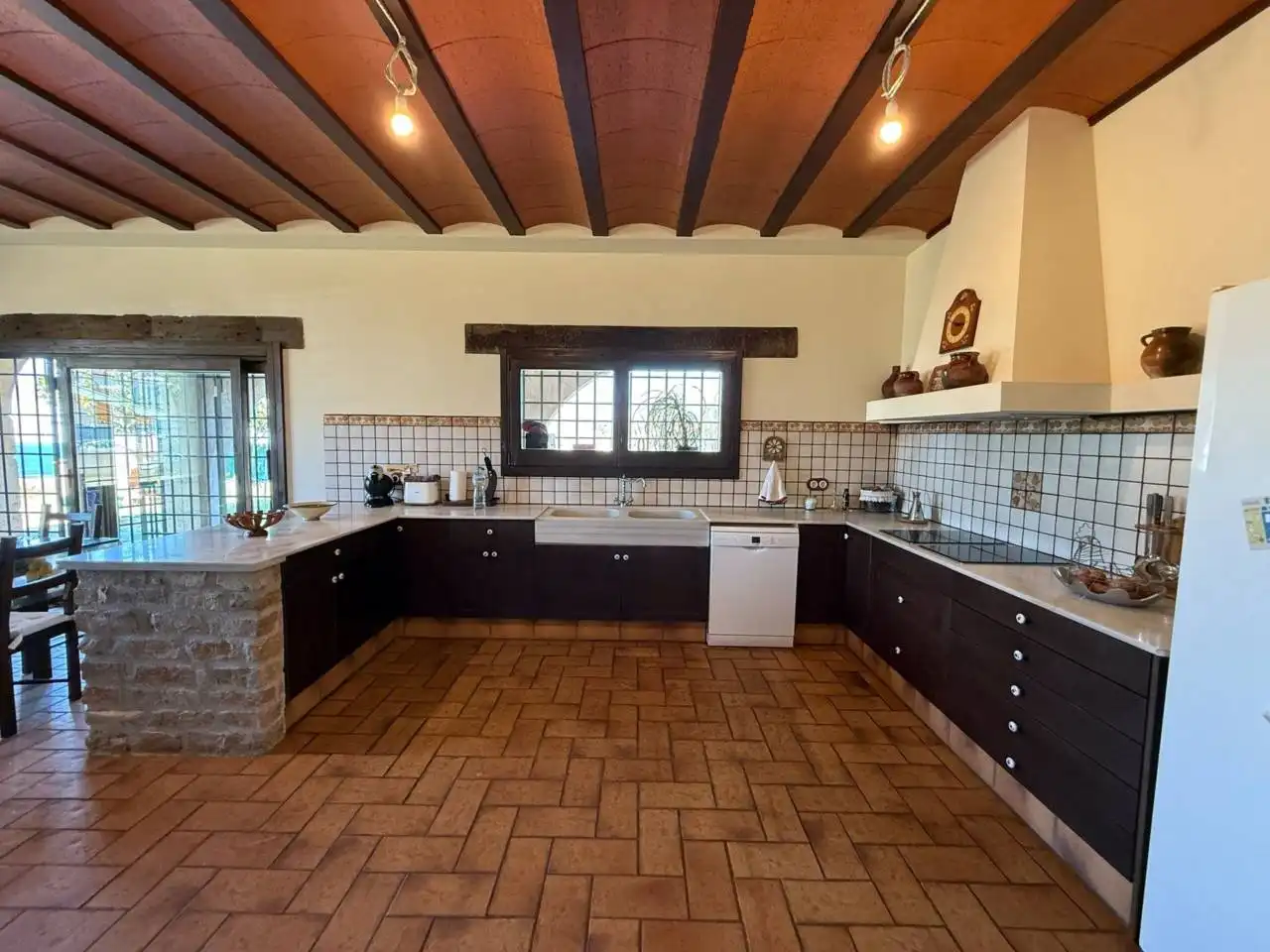 Cuina de Casa o xalet en venda en Montornès del Vallès amb Calefacció, Jardí privat i Terrassa