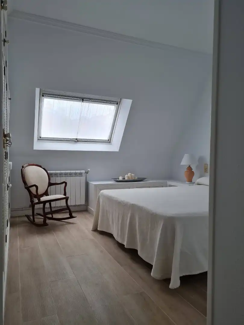 Habitación de Piso en venta en Sanxenxo con Calefacción, Terraza y Trastero