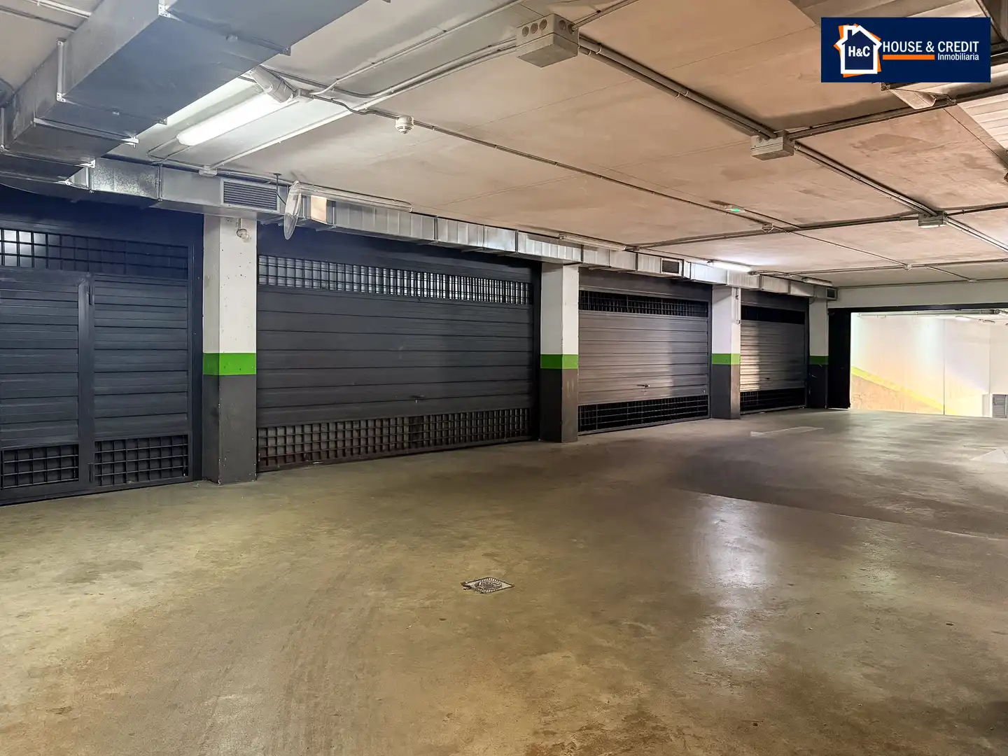 Parking of Lofts for sale in San Sebastián de los Reyes  with Air Conditioner, Heating and Community pool