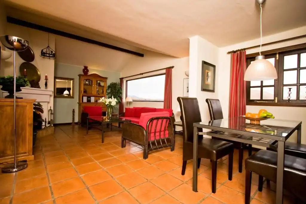 Sala de estar de Casa o chalet en venta en Teguise con Jardín privado, Terraza y Trastero
