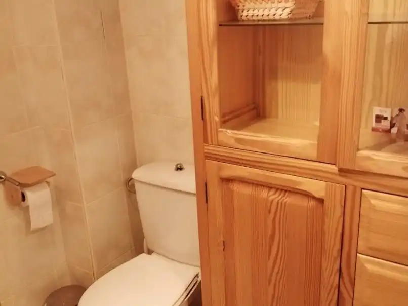 Bany de Pis de lloguer en Mijas amb Aire condicionat, Terrassa i Moblat