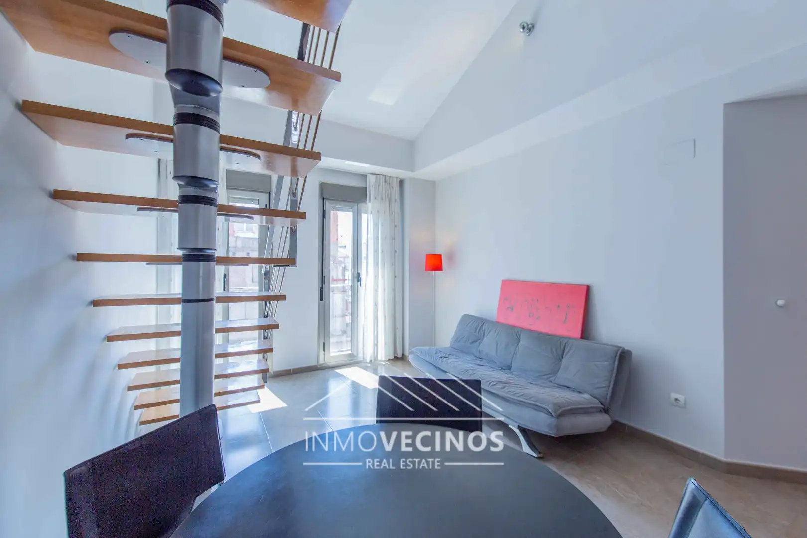 Sala d'estar de Dúplex de lloguer en Valencia amb Moblat