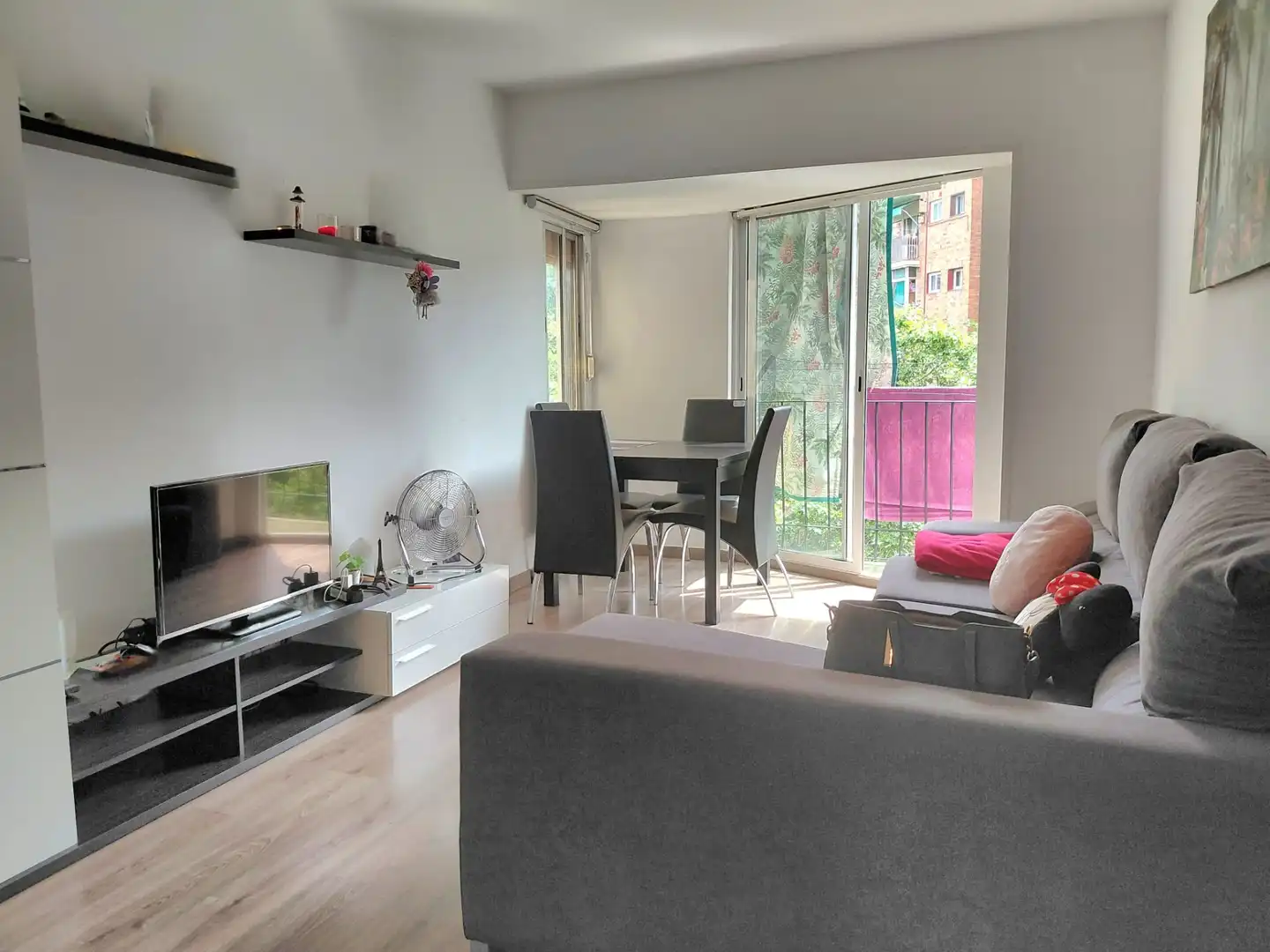 Piso con terraza en venta en Carrer de l'Energia