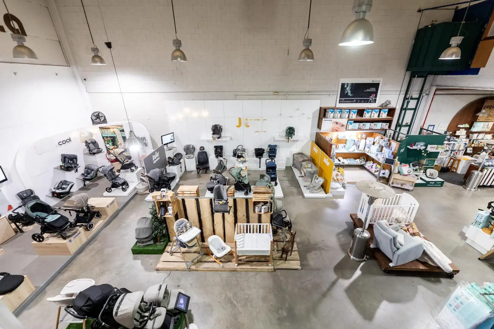 Nave industrial en venta en San Sebastián de los Reyes con Calefacción