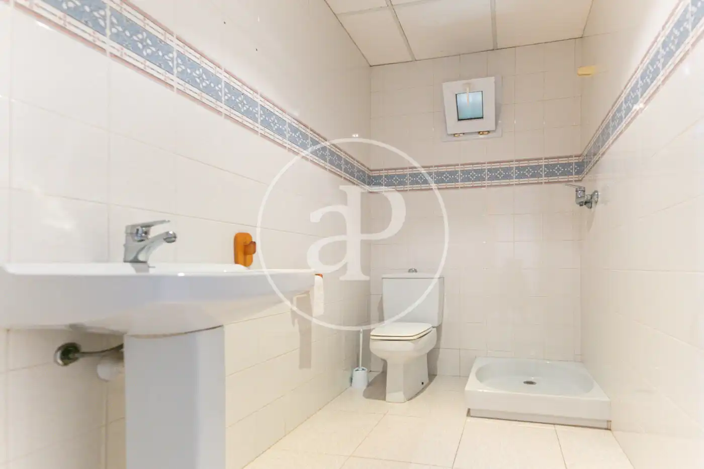 Bany de Casa o xalet en venda en  Palma de Mallorca amb Aire condicionat, Calefacció i Jardí privat