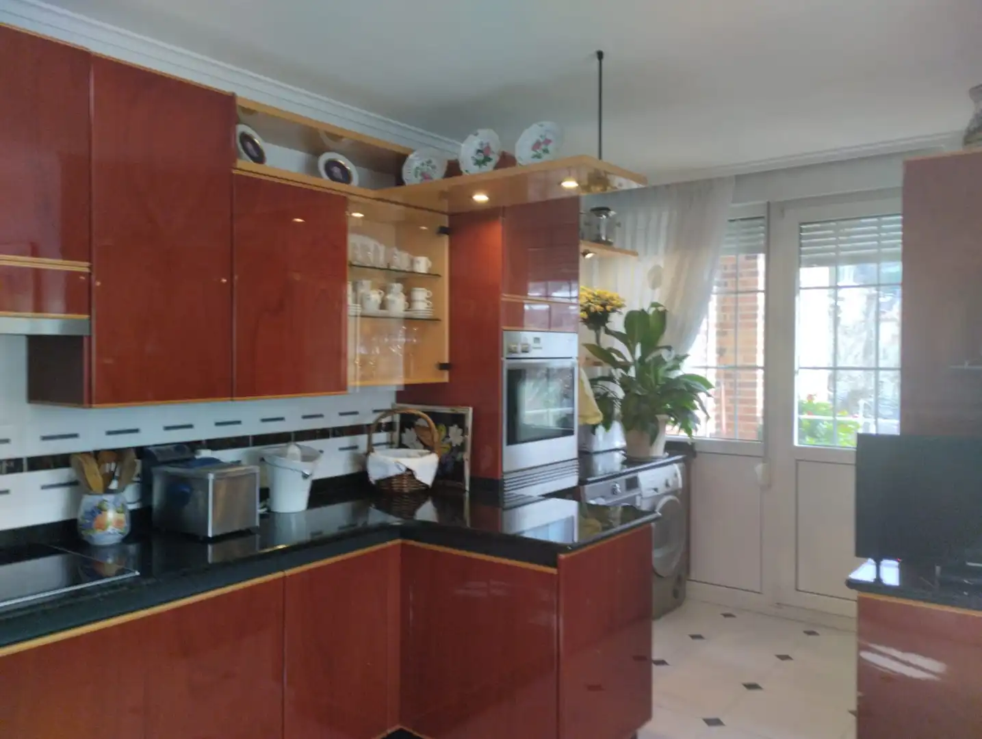 Cocina de Casa adosada en venta en Laredo con Calefacción, Jardín privado y Terraza