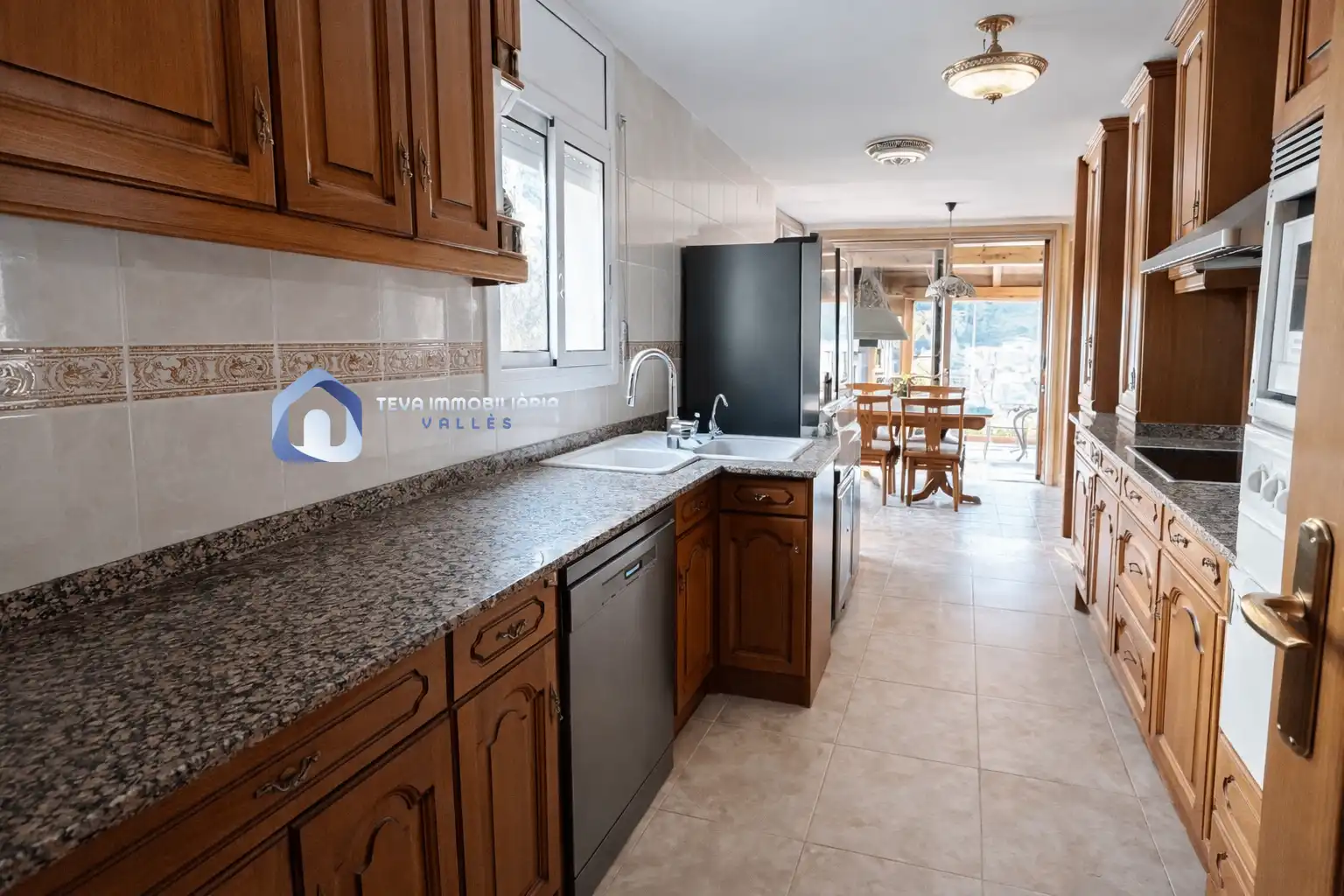 Cocina de Casa o chalet en venta en Sant Fost de Campsentelles con Calefacción, Terraza y Trastero