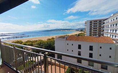 Dormitori de Pis en venda en Palamós amb Terrassa i Moblat