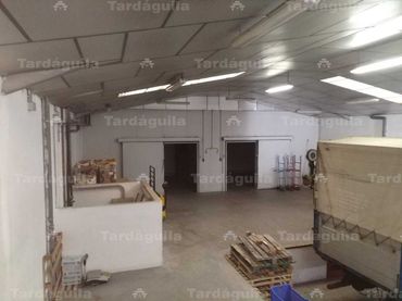 Nave industrial in vendita a Villares de la Reina