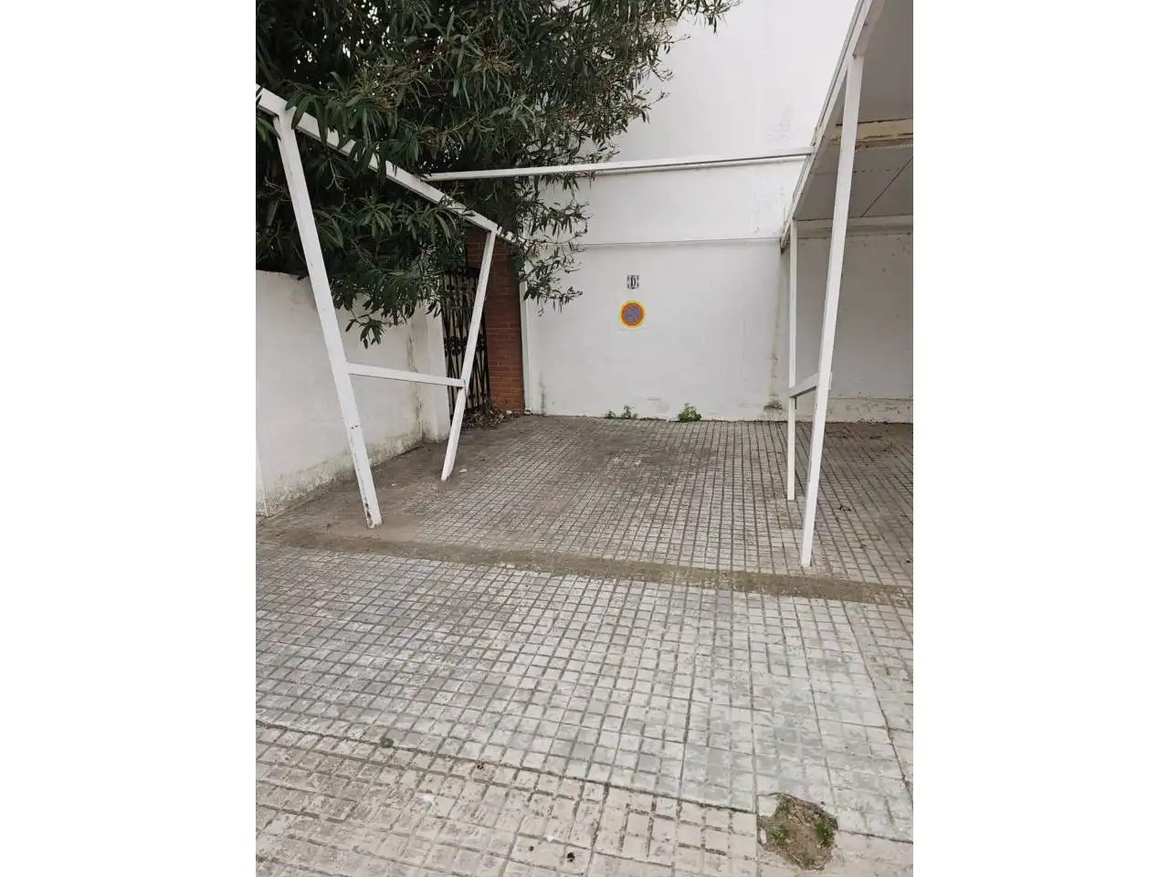 Aparcament de Casa o xalet en venda en Cambrils amb Aire condicionat, Calefacció i Jardí privat