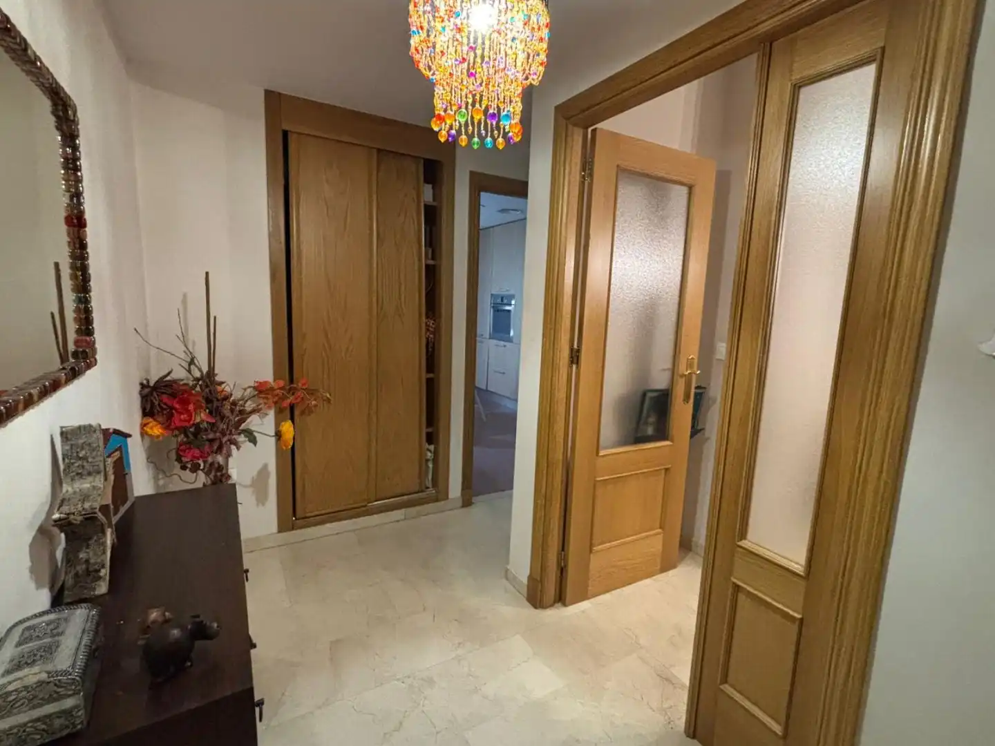 Wohnung zum Verkauf in Bormujos mit Klimaanlage, Terrasse und Abstellraum