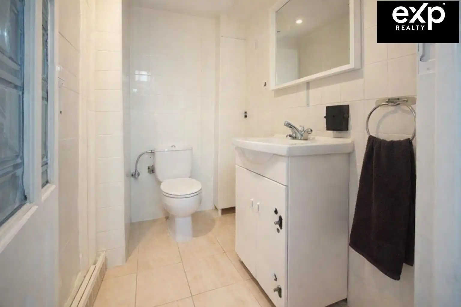 Baño de Estudio en venta en O Grove   con Calefacción, Terraza y Amueblado
