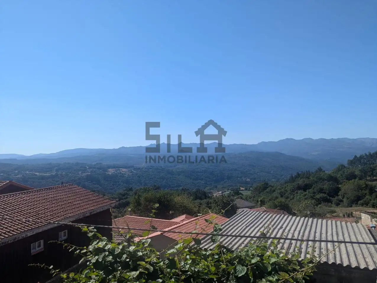 Houses for sale in Lobeira  with Private garden and Furnished