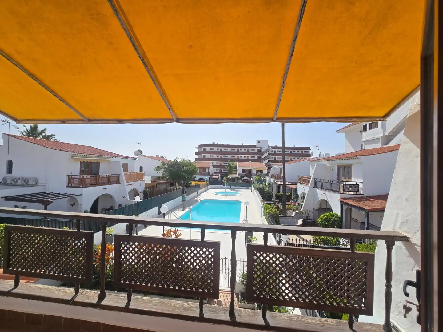 Exterior view of Duplexes for rent in San Bartolomé de Tirajana  with Terrace, Furnished and Balcony
