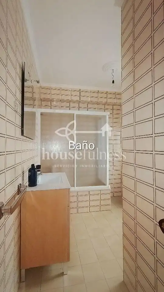 Badezimmer von Wohnung zum Verkauf in Cedeira mit Terrasse, Abstellraum und Möbliert
